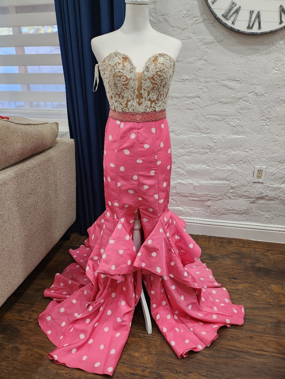 Sherri Hill Pink White Pola Dot Strapless Gown With Lace & Sequin Detail Size 00